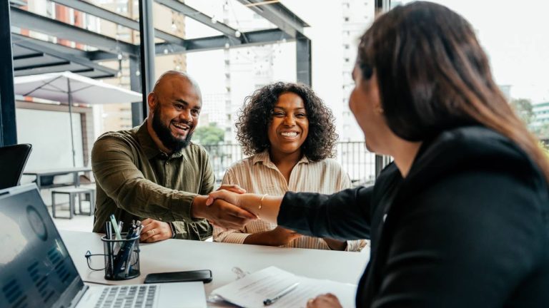 Fiduciary Financial Advisor: What They Do And How To Find One | Bankrate