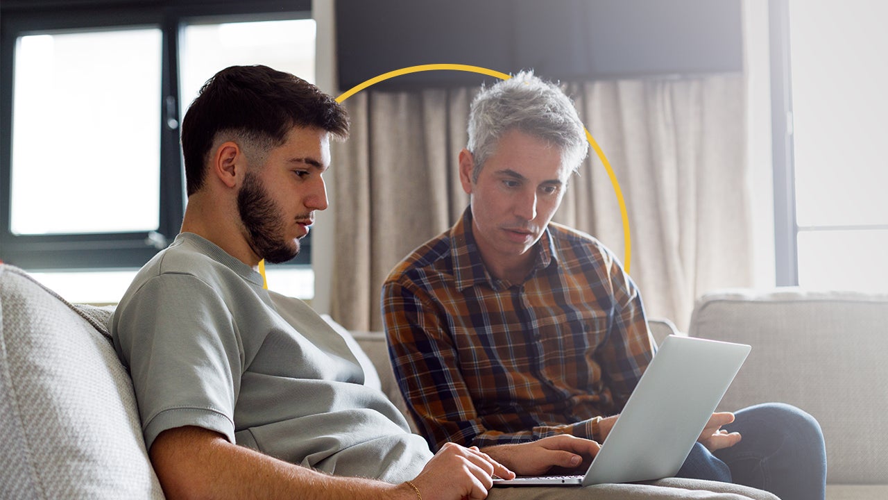 Not All College-Bound Seniors Are Filling Out The FAFSA. That’s A Problem | Bankrate