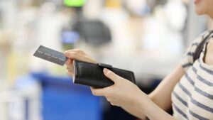 Why Credit Card Loyalty Is Overrated | Bankrate